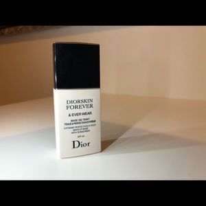 Dior Forever & Ever Wear Primer
